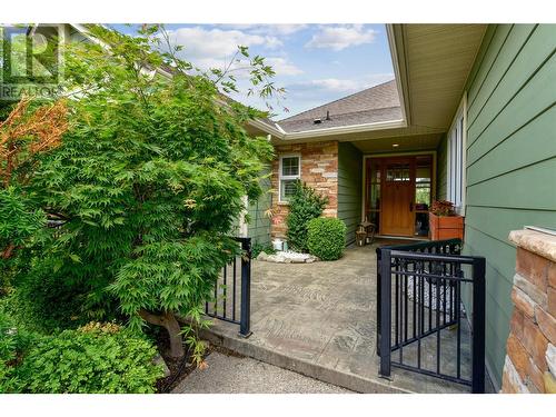 2168 Chilcotin Crescent, Kelowna, BC - Outdoor With Exterior