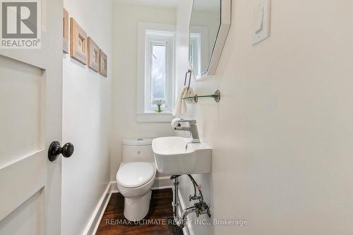 35 Winchester Street, Toronto (Cabbagetown-South St. James Town), ON - Indoor Photo Showing Bathroom