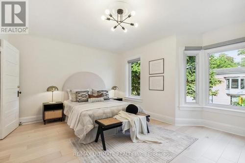 35 Winchester Street, Toronto (Cabbagetown-South St. James Town), ON - Indoor Photo Showing Bedroom