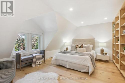 35 Winchester Street, Toronto (Cabbagetown-South St. James Town), ON - Indoor Photo Showing Bedroom