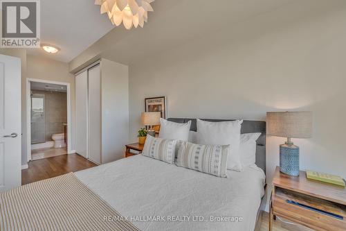 900 Mount Pleasant Road, Toronto (Mount Pleasant West), ON - Indoor Photo Showing Bedroom