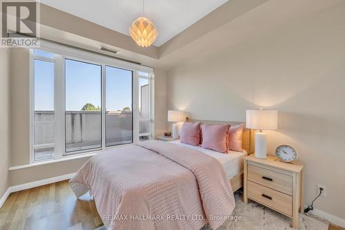 900 Mount Pleasant Road, Toronto (Mount Pleasant West), ON - Indoor Photo Showing Bedroom