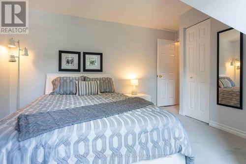 259 Pleasant Boulevard, Georgina, ON - Indoor Photo Showing Bedroom