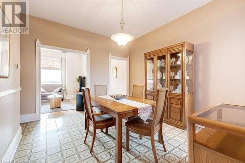 435 Catharine Street N, Hamilton, ON - Indoor Photo Showing Dining Room