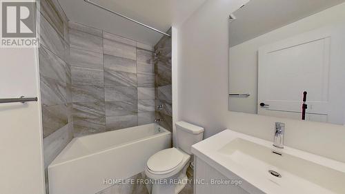 422 - 60 George Butchart Drive, Toronto (Downsview-Roding-Cfb), ON - Indoor Photo Showing Bathroom