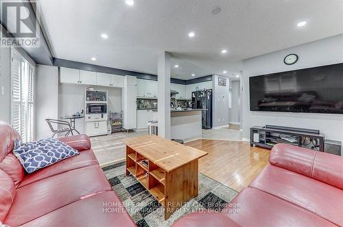 96 Tideland Drive, Brampton (Fletcher'S Meadow), ON - Indoor Photo Showing Living Room