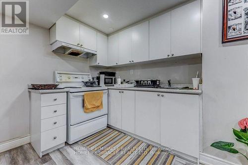 96 Tideland Drive, Brampton (Fletcher'S Meadow), ON - Indoor Photo Showing Kitchen