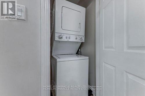 96 Tideland Drive, Brampton (Fletcher'S Meadow), ON - Indoor Photo Showing Laundry Room