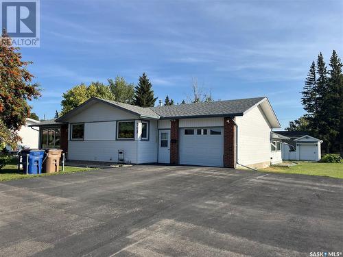 702 Portage Avenue, Wadena, SK - Outdoor