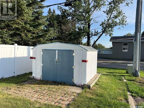 702 Portage Avenue, Wadena, SK - Outdoor