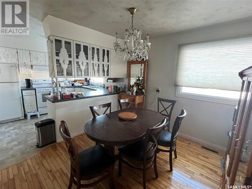 702 Portage Avenue, Wadena, SK - Indoor Photo Showing Dining Room