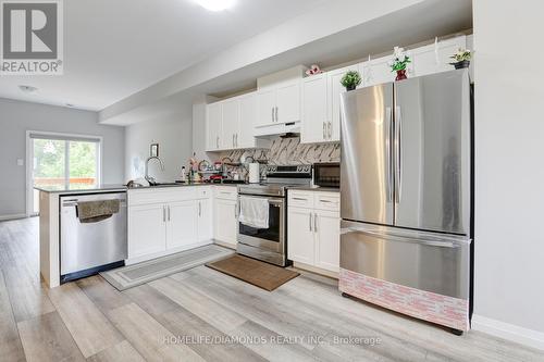 6 - 720 Grey Street, Brantford, ON - Indoor Photo Showing Kitchen