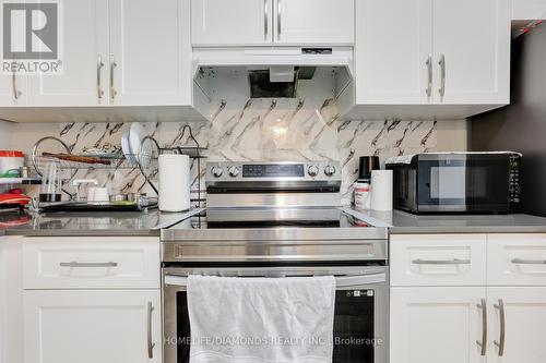 6 - 720 Grey Street, Brantford, ON - Indoor Photo Showing Kitchen