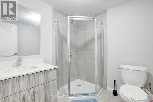 6 - 720 Grey Street, Brantford, ON - Indoor Photo Showing Bathroom