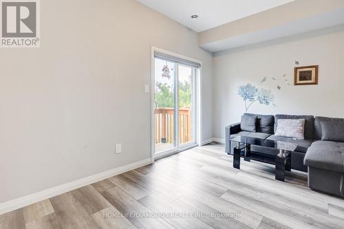 6 - 720 Grey Street, Brantford, ON - Indoor Photo Showing Living Room