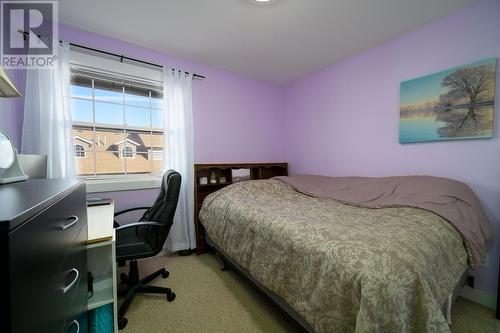 9-1750 Mckinley Crt, Kamloops, BC - Indoor Photo Showing Bedroom