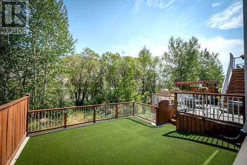 2738 Beachmount Cres, Kamloops, BC - Outdoor