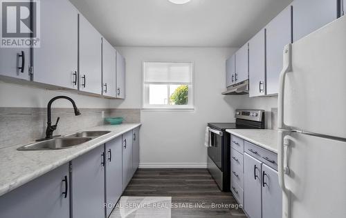 436 Chaleur Avenue, Oshawa (Lakeview), ON - Indoor Photo Showing Kitchen With Double Sink