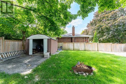 79 Victoria Avenue N, Kawartha Lakes (Lindsay), ON - Outdoor With Backyard