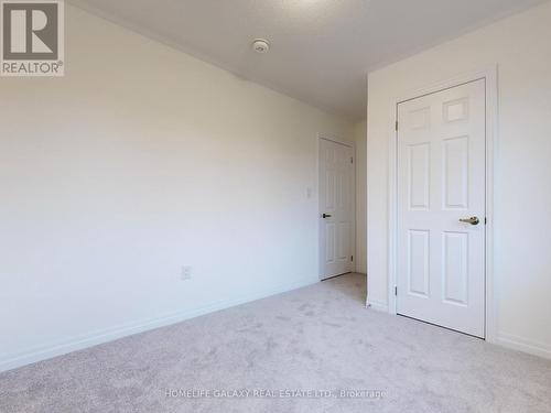 238 Flood Avenue, Clarington, ON - Indoor Photo Showing Other Room