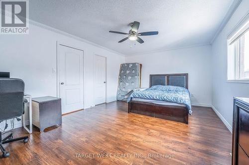 18 Spencer Drive, Brampton, ON - Indoor Photo Showing Bedroom