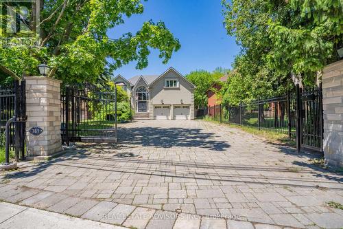 767 Indian Road, Mississauga, ON - Outdoor