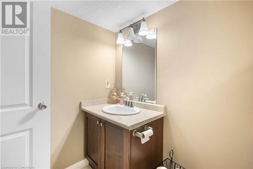 299 Moorlands Crescent, Kitchener, ON - Indoor Photo Showing Bathroom