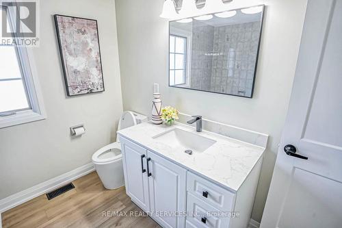 118 Parkedge Street, Guelph/Eramosa (Rockwood), ON - Indoor Photo Showing Bathroom