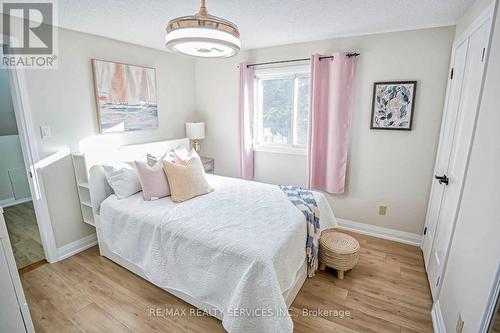 118 Parkedge Street, Guelph/Eramosa (Rockwood), ON - Indoor Photo Showing Bedroom