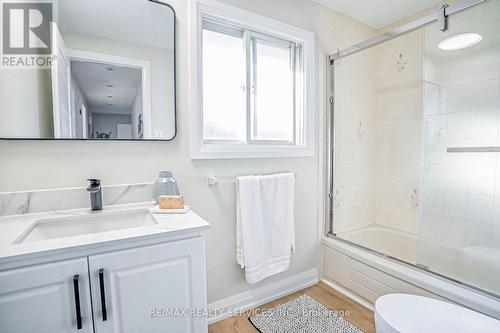 118 Parkedge Street, Guelph/Eramosa (Rockwood), ON - Indoor Photo Showing Bathroom