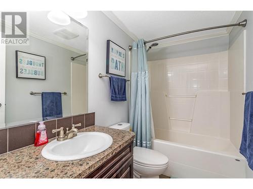 610 Katherine Road Unit# 70, West Kelowna, BC - Indoor Photo Showing Bathroom