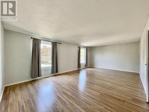 Family room - 58 Mcmaster Crescent, London, ON - Indoor Photo Showing Other Room