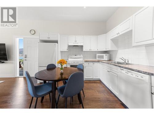 647 Royal Pine Drive, Kelowna, BC - Indoor Photo Showing Kitchen With Double Sink