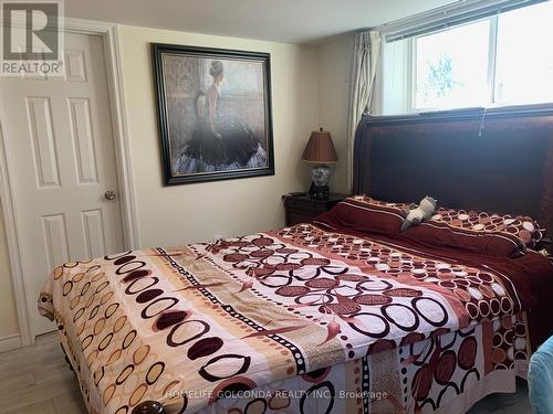 300 Searle Avenue, Toronto (Bathurst Manor), ON - Indoor Photo Showing Bedroom