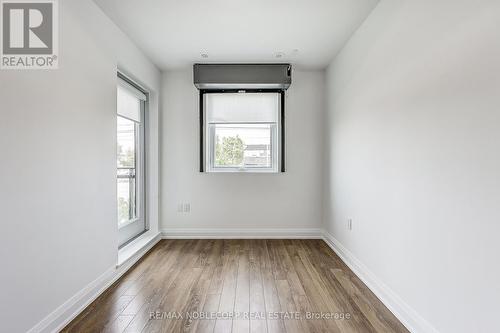 B602 - 5279 Highway  7 Road, Vaughan (Vaughan Grove), ON - Indoor Photo Showing Other Room