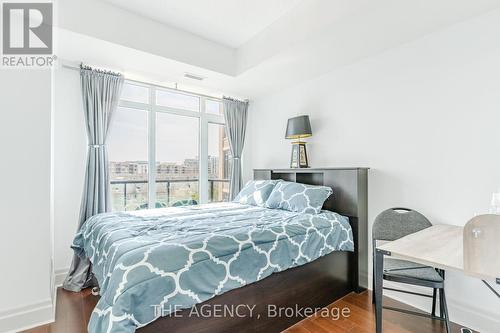 619 - 111 Upper Duke Crescent, Markham (Unionville), ON - Indoor Photo Showing Bedroom