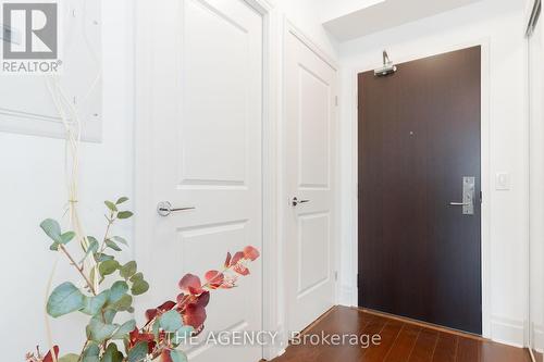 619 - 111 Upper Duke Crescent, Markham (Unionville), ON - Indoor Photo Showing Other Room