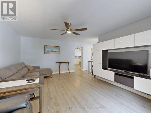 21 Enfield Avenue, Toronto (Alderwood), ON - Indoor Photo Showing Living Room