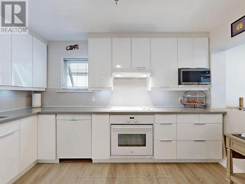 21 Enfield Avenue, Toronto (Alderwood), ON - Indoor Photo Showing Kitchen