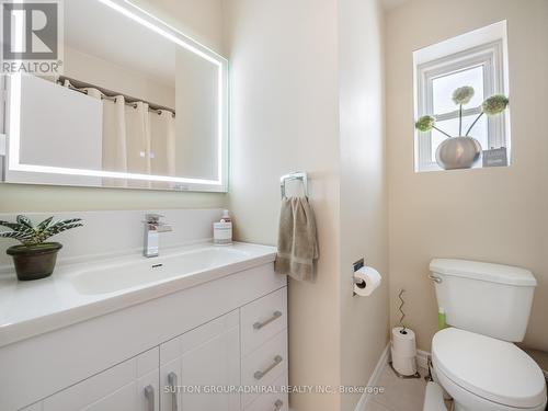 1934 Malden Crescent, Pickering, ON - Indoor Photo Showing Bathroom