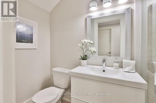 4B Twenty Seventh Street, Toronto (Long Branch), ON - Indoor Photo Showing Bathroom