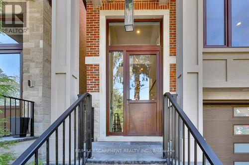 4B Twenty Seventh Street, Toronto, ON - 