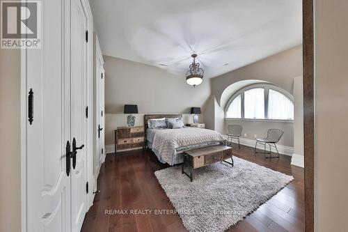 461 Country Club Crescent, Mississauga, ON - Indoor Photo Showing Bedroom