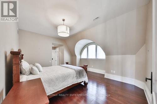 461 Country Club Crescent, Mississauga (Clarkson), ON - Indoor Photo Showing Bedroom