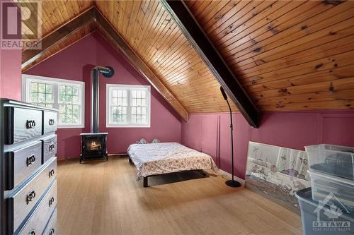 1205 Ventnor Road, Ottawa, ON - Indoor Photo Showing Bedroom