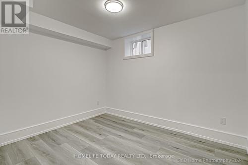 34 North Woodrow Boulevard, Toronto (Clairlea-Birchmount), ON - Indoor Photo Showing Other Room