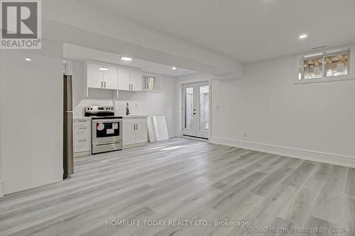 34 North Woodrow Boulevard, Toronto, ON - Indoor