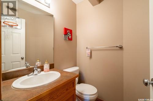 1130 Degelman Drive, Regina, SK - Indoor Photo Showing Bathroom