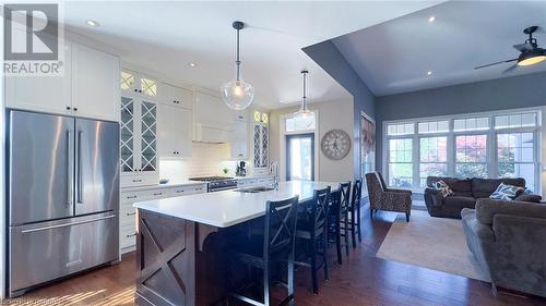 265 Summerside Place, Saugeen Shores, ON - Indoor Photo Showing Kitchen With Upgraded Kitchen