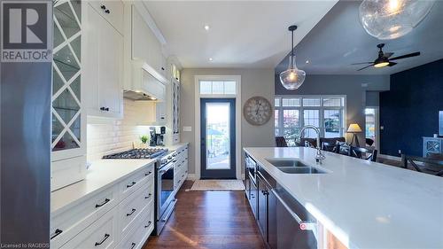 265 Summerside Place, Saugeen Shores, ON - Indoor Photo Showing Kitchen With Double Sink With Upgraded Kitchen